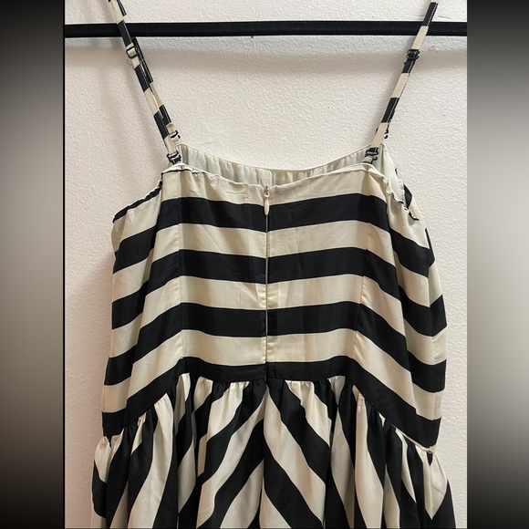 COVET Women’s Black and White Striped Sleeveless Maxi Dress. Size M - Picture 5 of 7